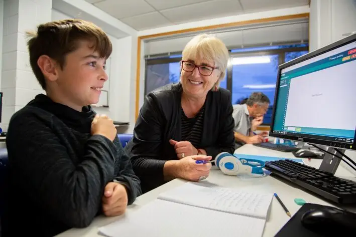 How To Tell If Your Child Needs Tutoring